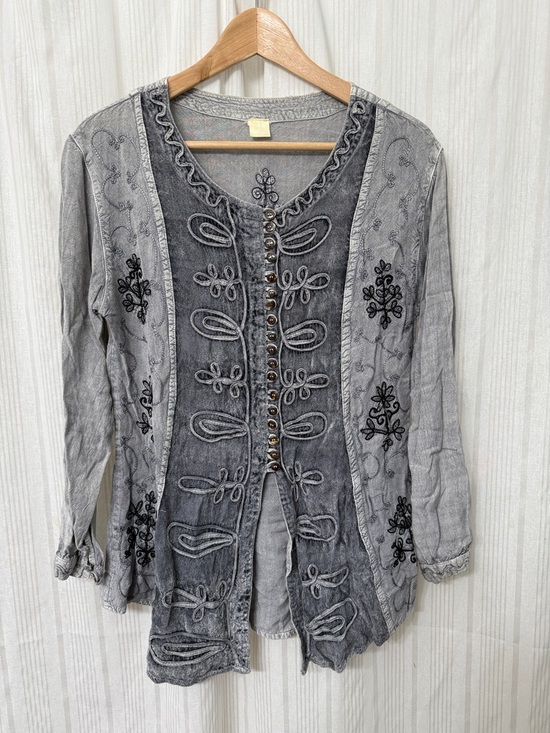 Vintage Tops - VINTAGE Boho Button Long Sleeve Embroidered Tunic